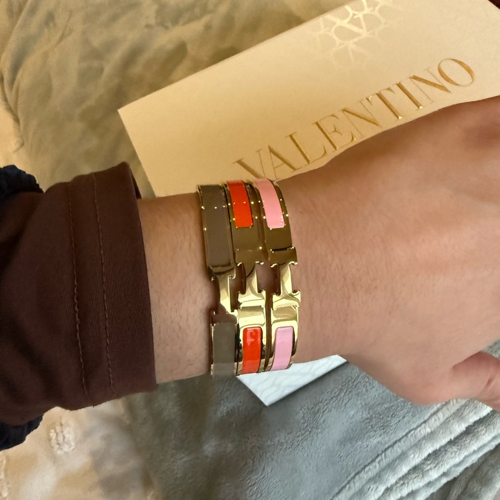 H thin Women's Bracelet